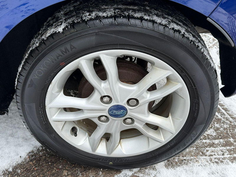 Ford Fiesta 1.0T EcoBoost Zetec Euro 6 (s/s) 5dr 5dr Manual 2026