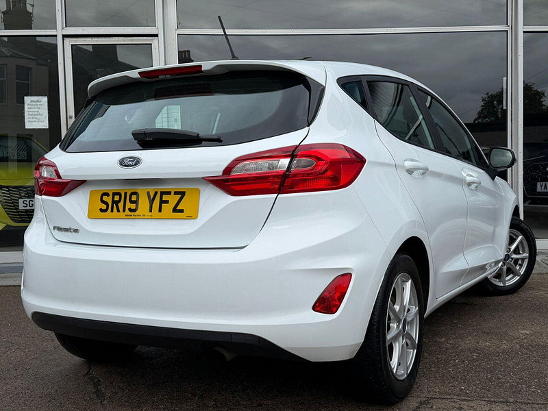Ford Fiesta 1.1 Ti-VCT Zetec Euro 6 (s/s) 5dr 5dr Manual 2026