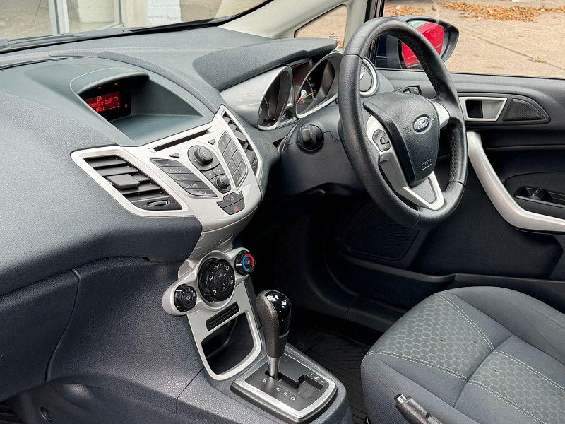 Ford Fiesta 1.4 Zetec 5dr 5dr Automatic 2025