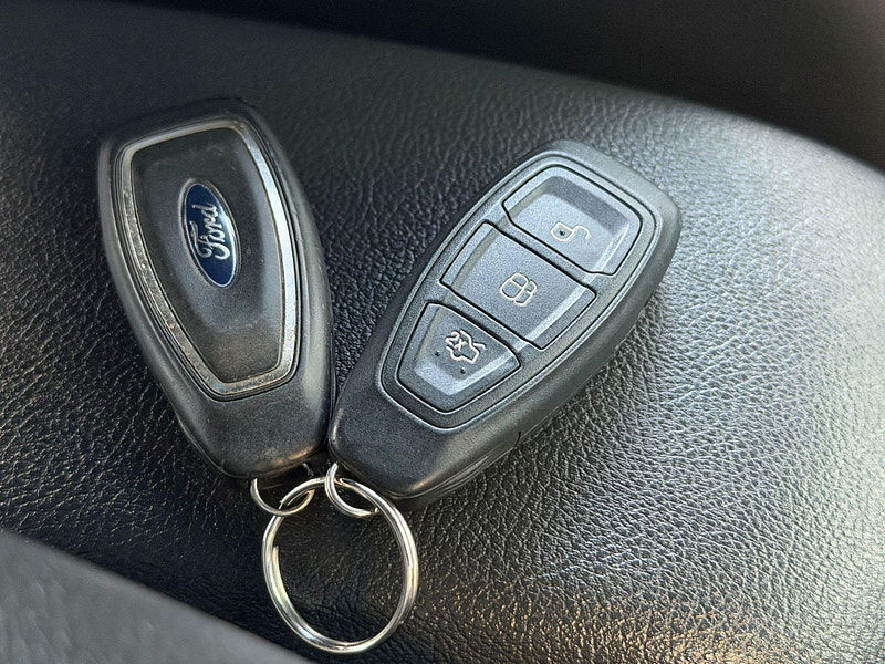 Ford Fiesta 1.6T EcoBoost ST-3 Euro 5 (s/s) 3dr 3dr Manual 2025