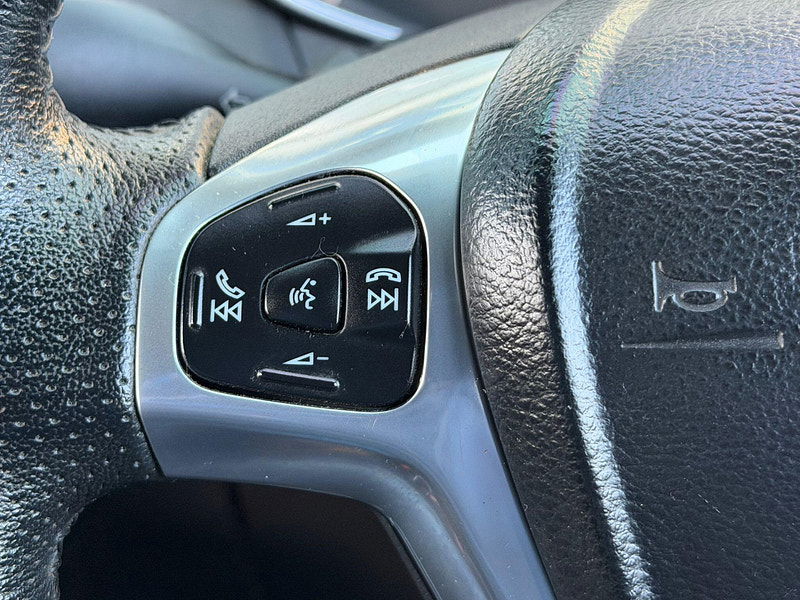 Ford Fiesta 1.6T EcoBoost ST-3 Euro 5 (s/s) 3dr 3dr Manual 2025