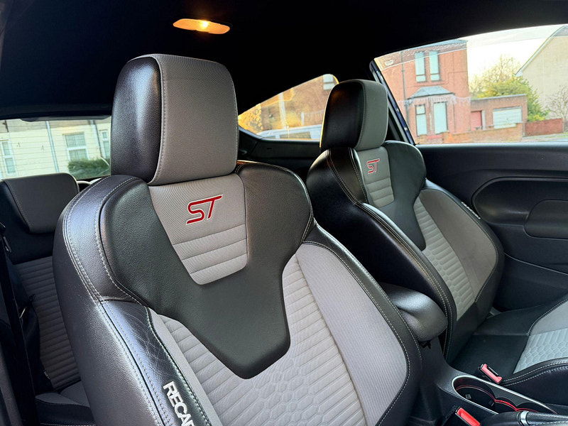 Ford Fiesta 1.6T EcoBoost ST-3 Euro 5 (s/s) 3dr 3dr Manual 2025