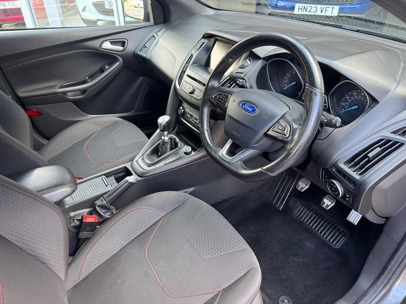 Ford Focus 1.0T EcoBoost ST-Line Euro 6 (s/s) 5dr 5dr Manual 2025