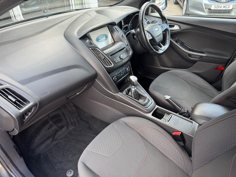 Ford Focus 1.0T EcoBoost ST-Line Euro 6 (s/s) 5dr 5dr Manual 2025