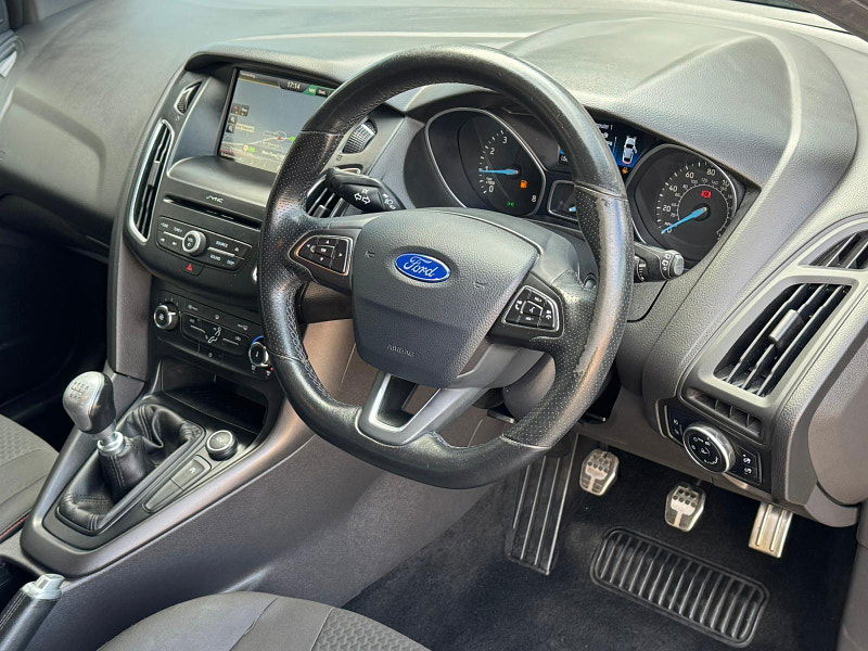 Ford Focus 1.0T EcoBoost ST-Line Euro 6 (s/s) 5dr 5dr Manual 2025