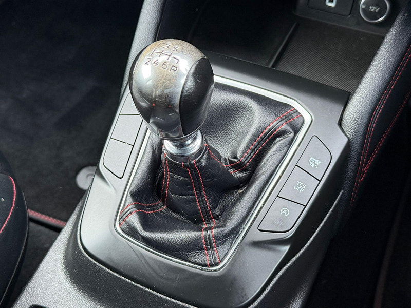 Ford Focus 1.0T EcoBoost ST-Line X Euro 6 (s/s) 5dr 5dr Manual 2026