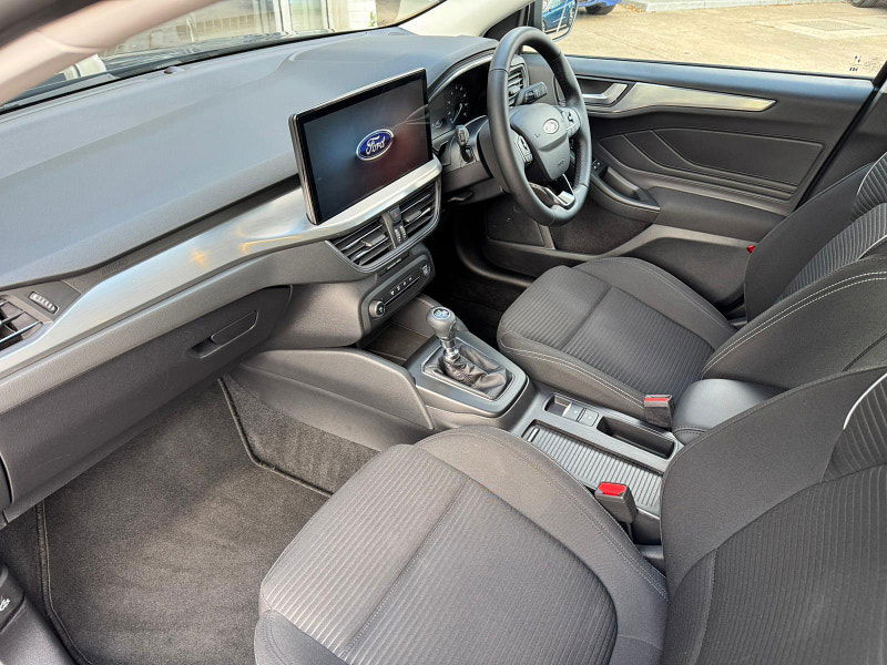 Ford Focus 1.0T EcoBoost Titanium Euro 6 (s/s) 5dr 5dr Manual 2025
