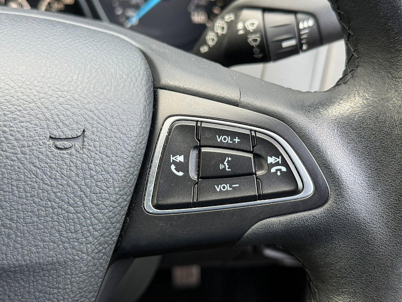 Ford Focus 1.0T EcoBoost Titanium Euro 6 (s/s) 5dr 5dr Manual 2026