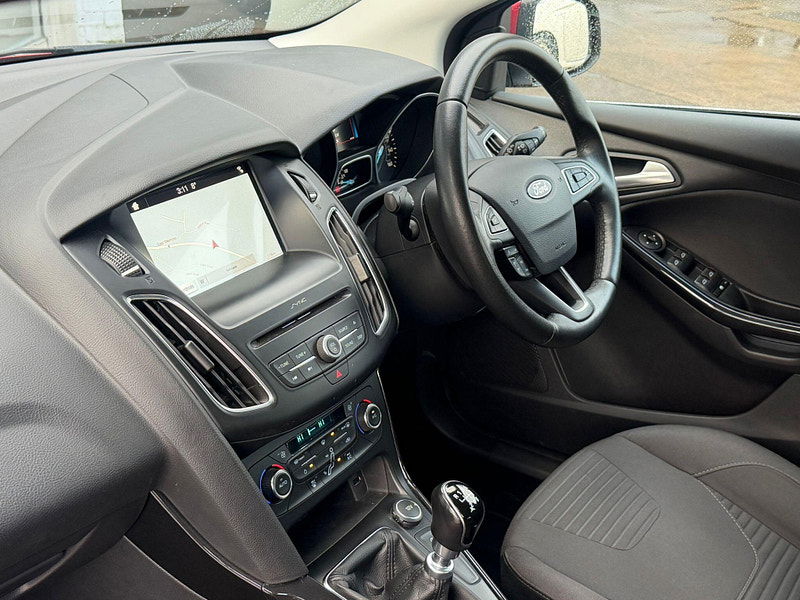 Ford Focus 1.0T EcoBoost Titanium Euro 6 (s/s) 5dr 5dr Manual 2026