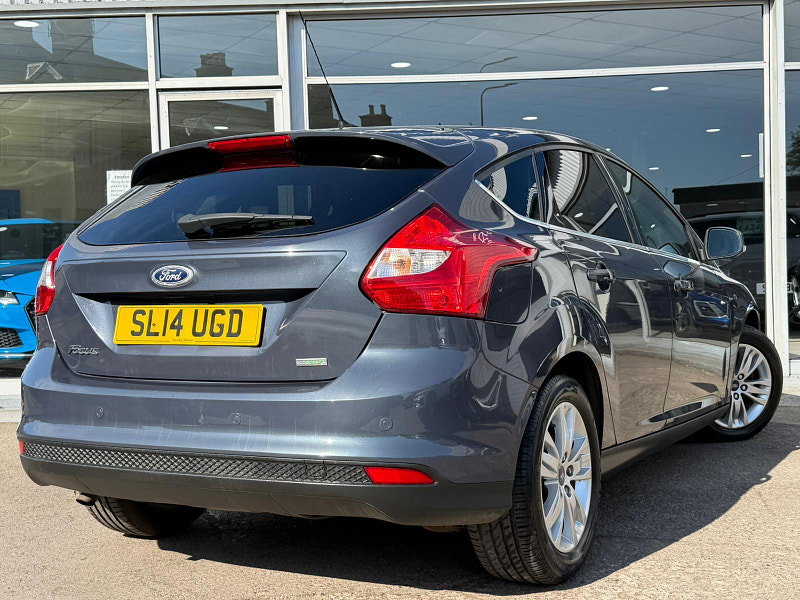 Ford Focus 1.0T EcoBoost Titanium Navigator Euro 5 (s/s) 5dr 5dr Manual 2026