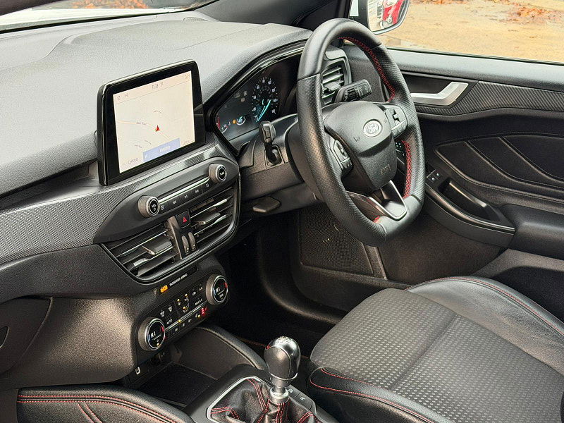 Ford Focus 1.5T EcoBoost ST-Line X Euro 6 (s/s) 5dr 5dr Manual 2025