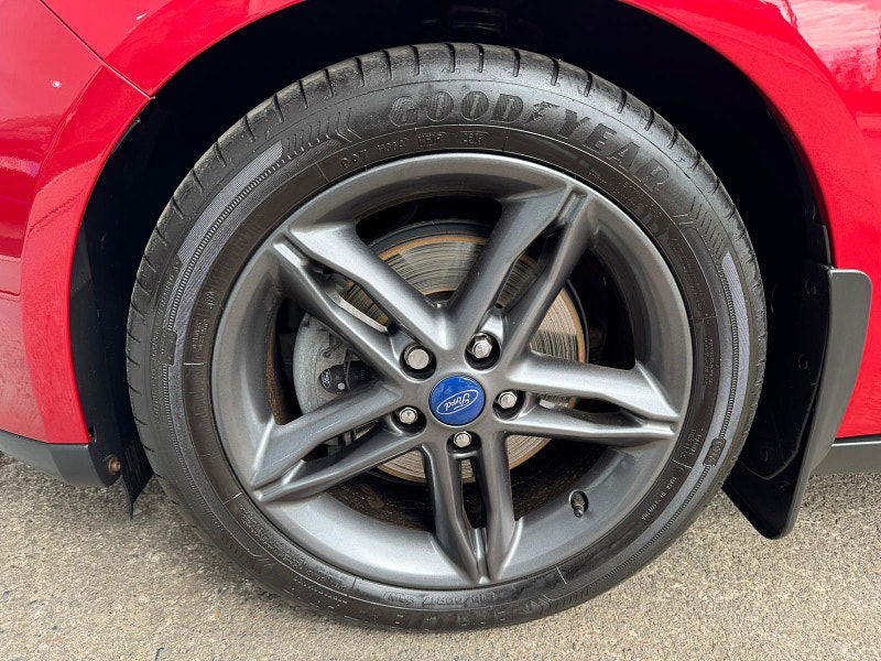 Ford Focus 1.5T EcoBoost Titanium Euro 6 (s/s) 5dr 5dr Manual 2025