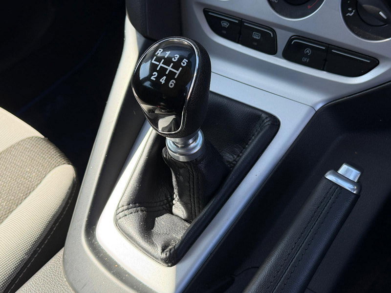 Ford Focus 1.6 TDCi Zetec Navigator Euro 5 (s/s) 5dr 5dr Manual 2026