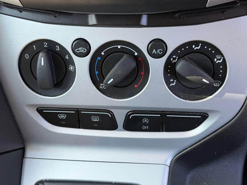 Ford Focus 1.6 TDCi Zetec Navigator Euro 5 (s/s) 5dr 5dr Manual 2026