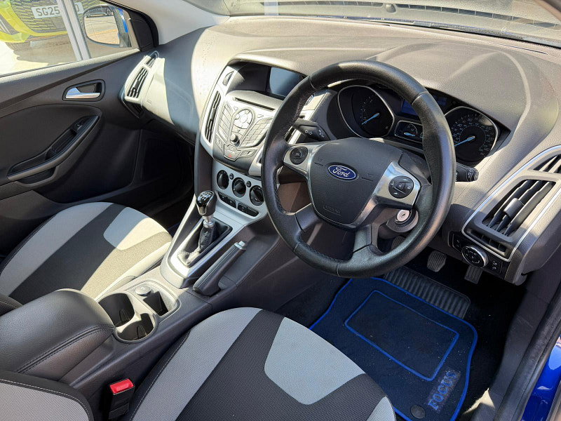 Ford Focus 1.6 TDCi Zetec Navigator Euro 5 (s/s) 5dr 5dr Manual 2026