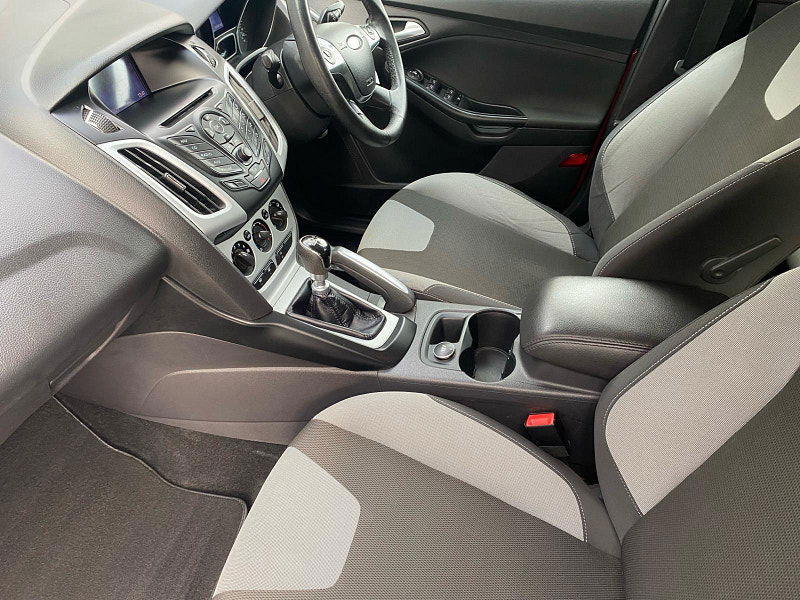 Ford Focus 1.6T EcoBoost Zetec S Euro 5 (s/s) 5dr 5dr Manual 2025