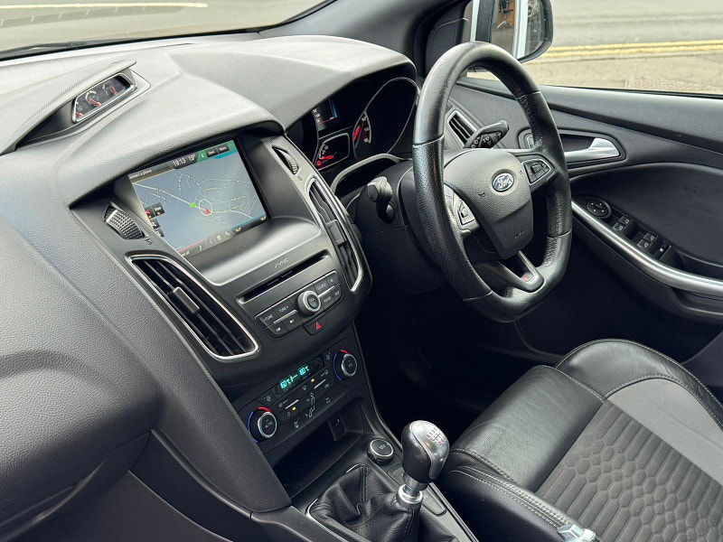 Ford Focus 2.0 TDCi ST-2 Euro 6 (s/s) 5dr 5dr Manual 2025