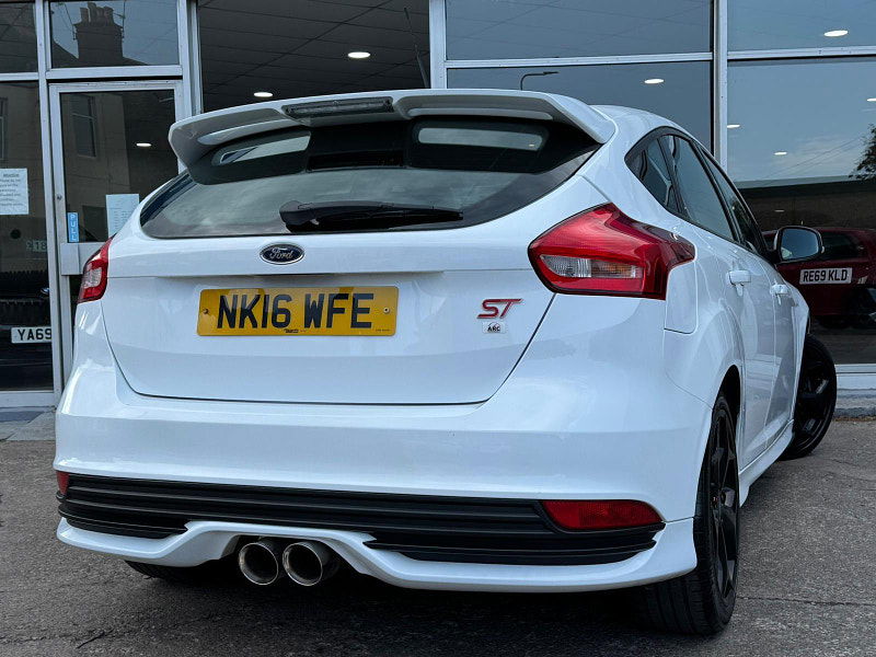Ford Focus 2.0 TDCi ST-2 Euro 6 (s/s) 5dr 5dr Manual 2025