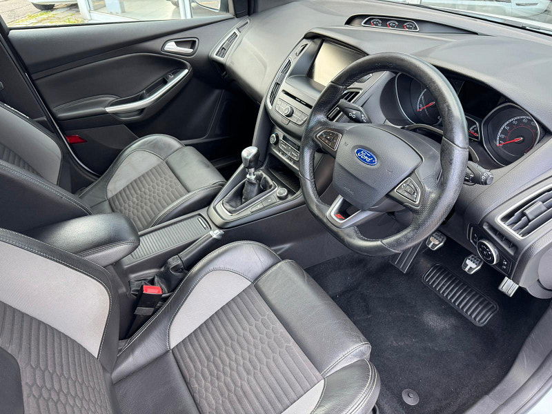 Ford Focus 2.0 TDCi ST-2 Euro 6 (s/s) 5dr 5dr Manual 2025
