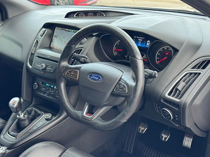 Ford Focus 2.0 TDCi ST-2 Euro 6 (s/s) 5dr 5dr Manual 2025