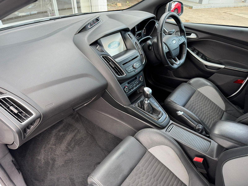 Ford Focus 2.0 TDCi ST-2 Euro 6 (s/s) 5dr 5dr Manual 2025