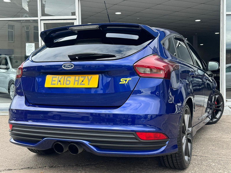 Ford Focus 2.0T EcoBoost ST-3 Euro 6 (s/s) 5dr 5dr Manual 2025