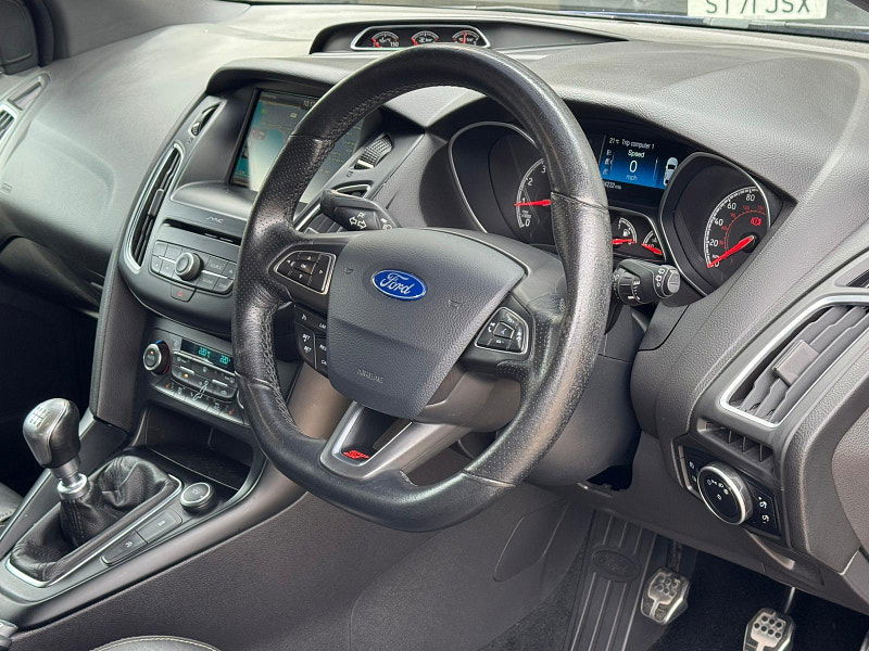 Ford Focus 2.0T EcoBoost ST-3 Euro 6 (s/s) 5dr 5dr Manual 2025