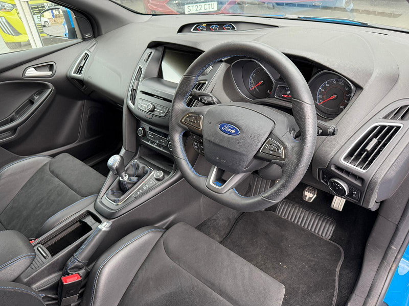 Ford Focus 2.3T EcoBoost RS AWD Euro 6 (s/s) 5dr 5dr Manual 2026