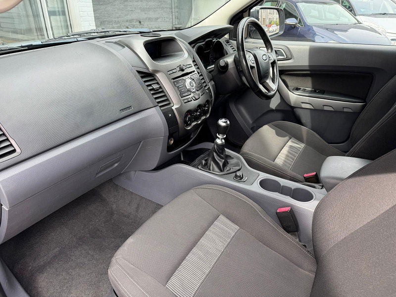 Ford Ranger 2.2 TDCi XLT Super Cab Pickup 4WD Euro 5 4dr 4dr Manual 2025