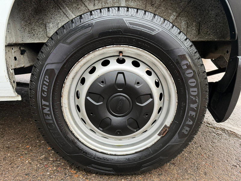 Ford Transit Custom 2.0 280 EcoBlue Leader L1 H1 Euro 6 (s/s) 5dr 5dr Manual 2025