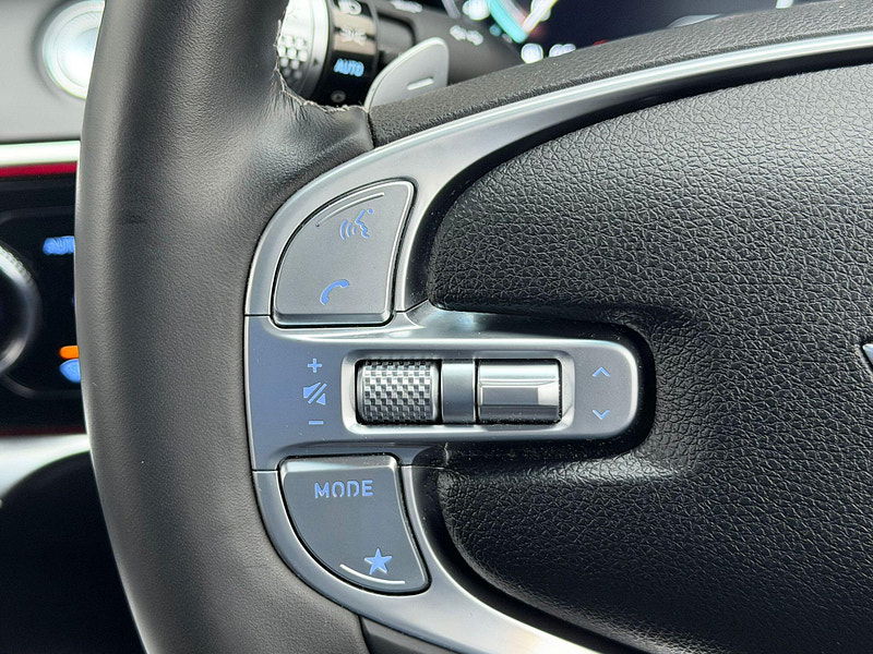 Genesis GV70 2.5T Luxury Auto 4WD Euro 6 (s/s) 5dr 5dr Automatic 2026