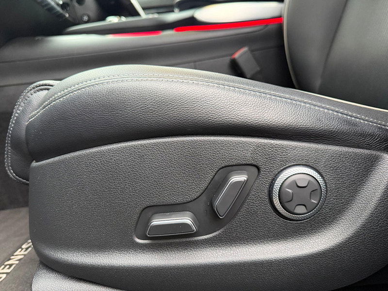 Genesis GV70 2.5T Luxury Auto 4WD Euro 6 (s/s) 5dr 5dr Automatic 2026