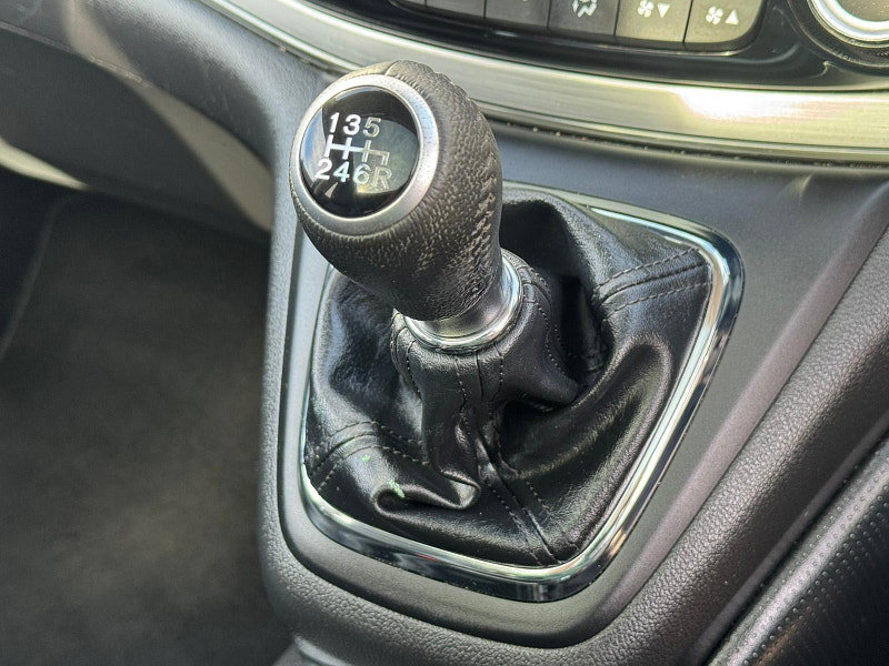 Honda CR-V 2.0 i-VTEC EX 4WD Euro 6 (s/s) 5dr 5dr Manual 2026