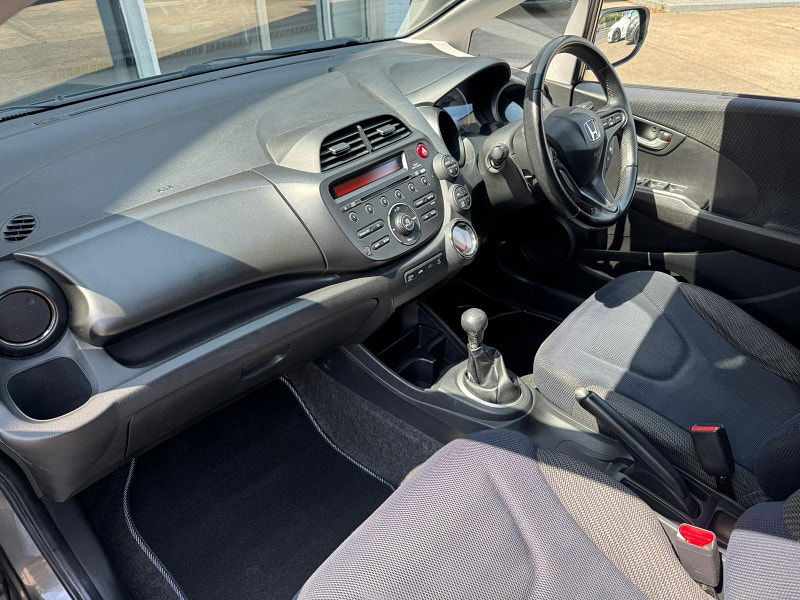 Honda Jazz 1.4 i-VTEC ES Plus Euro 5 5dr 5dr Manual 2025