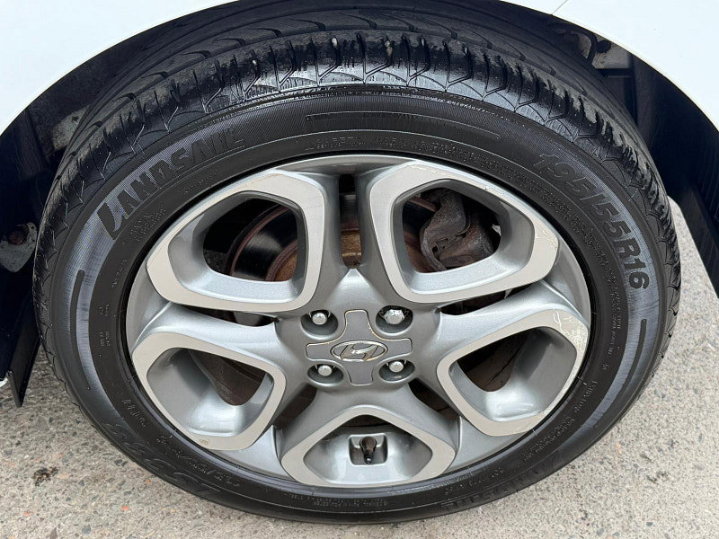 Hyundai I20 1.2 Play Euro 6 (s/s) 5dr 5dr Manual 2026