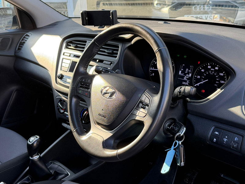 Hyundai I20 1.2 SE Euro 6 5dr 5dr Manual 2025