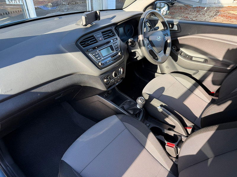 Hyundai I20 1.2 SE Euro 6 5dr 5dr Manual 2025