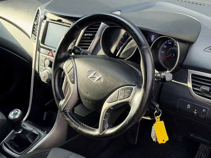 Hyundai I30 1.4 Blue Drive SE Nav Euro 6 (s/s) 5dr 5dr Manual 2025