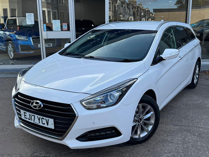 Hyundai I40 1.7 CRDi Blue Drive SE Nav Tourer Euro 6 (s/s) 5dr 5dr Manual 2025
