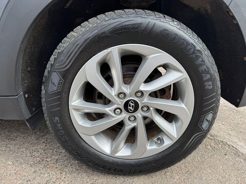 Hyundai Tucson 1.7 CRDi Blue Drive SE DCT Euro 6 (s/s) 5dr 5dr Automatic 2025