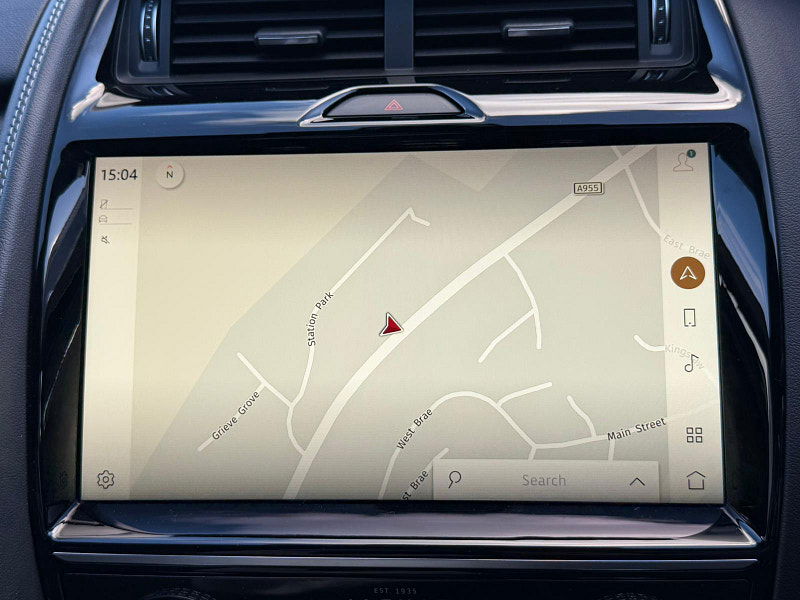 Jaguar E-PACE 1.5 P300e 11.5kWh R-Dynamic Black Auto AWD Euro 6 (s/s) 5dr 5dr Automatic 2025