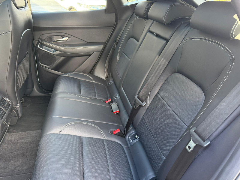 Jaguar E-PACE 1.5 P300e 11.5kWh R-Dynamic Black Auto AWD Euro 6 (s/s) 5dr 5dr Automatic 2025