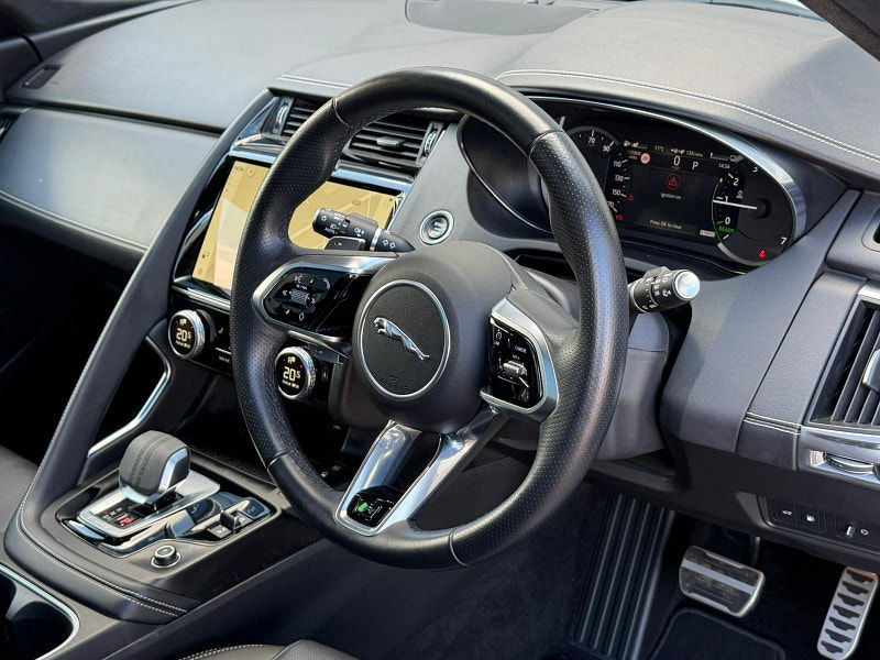 Jaguar E-PACE 1.5 P300e 11.5kWh R-Dynamic Black Auto AWD Euro 6 (s/s) 5dr 5dr Automatic 2025