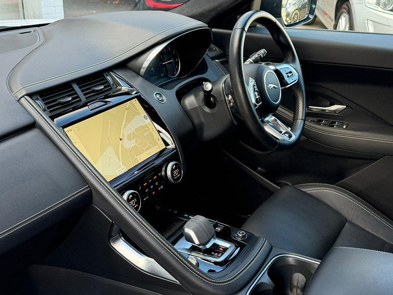 Jaguar E-PACE 1.5 P300e 11.5kWh R-Dynamic Black Auto AWD Euro 6 (s/s) 5dr 5dr Automatic 2025