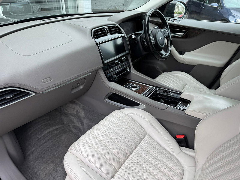 Jaguar F-PACE 2.0 D180 Portfolio Auto AWD Euro 6 (s/s) 5dr 5dr Automatic 2025