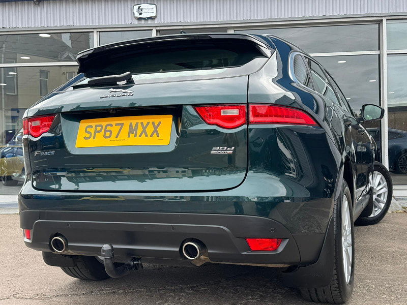 Jaguar F-PACE 3.0 D300 V6 Portfolio Auto AWD Euro 6 (s/s) 5dr 5dr Automatic 2025