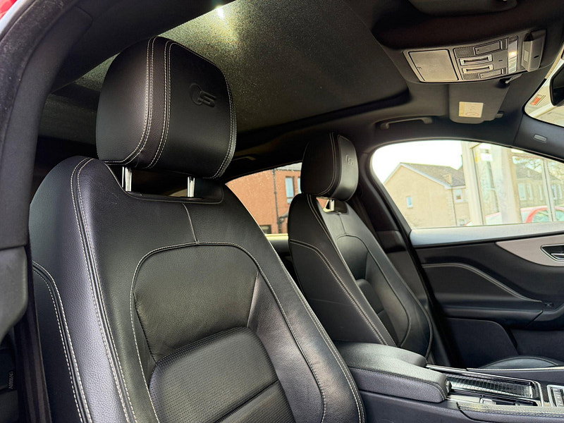 Jaguar F-PACE 3.0 D300 V6 S Auto AWD Euro 6 (s/s) 5dr 5dr Automatic 2026