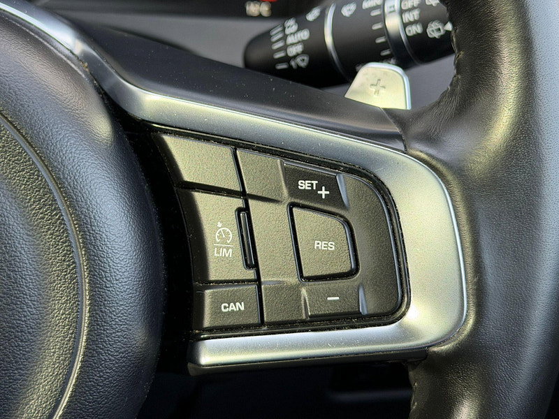 Jaguar F-PACE 3.0 D300 V6 S Auto AWD Euro 6 (s/s) 5dr 5dr Automatic 2026