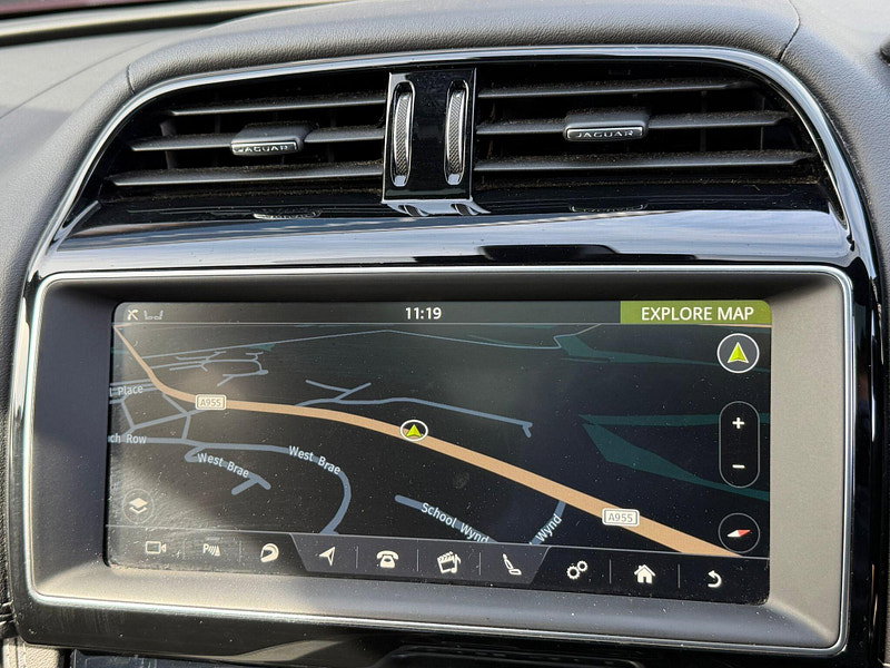 Jaguar F-PACE 3.0 D300 V6 S Auto AWD Euro 6 (s/s) 5dr 5dr Automatic 2026