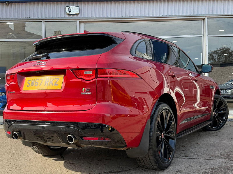 Jaguar F-PACE 3.0 D300 V6 S Auto AWD Euro 6 (s/s) 5dr 5dr Automatic 2026